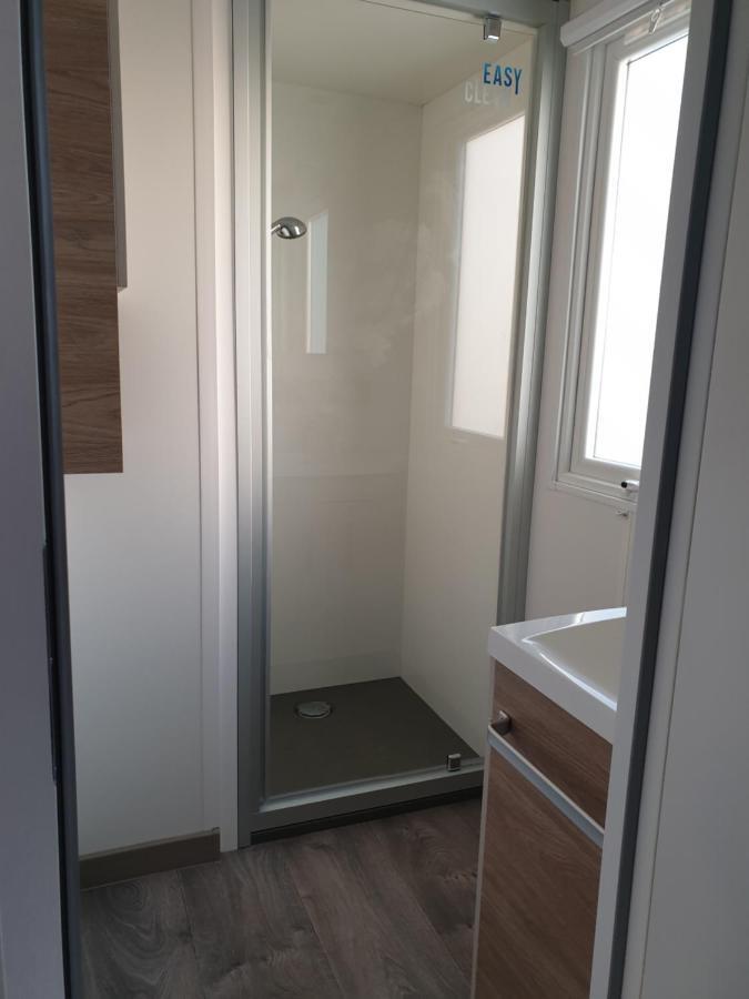 Mobil home 3 chambres Lattes Bagian luar foto